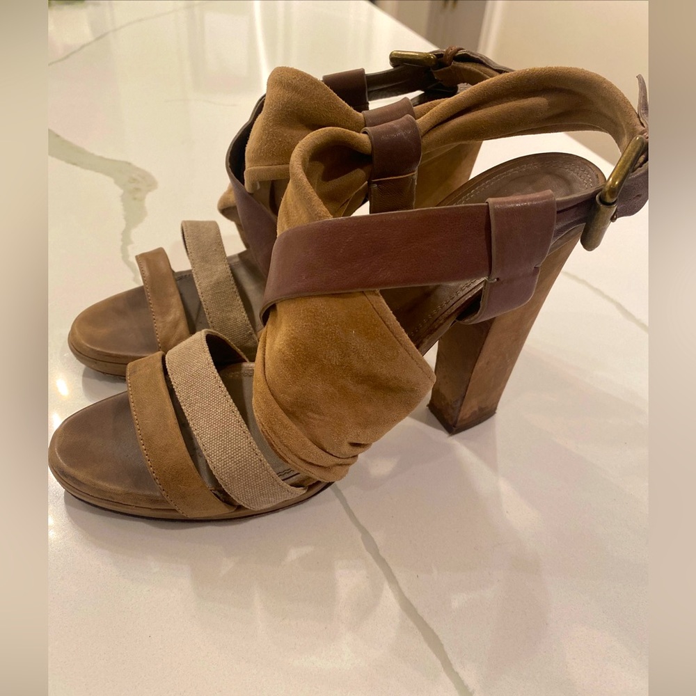 Brunello Cucinelli Beige Suede Leather Sandals 38.5